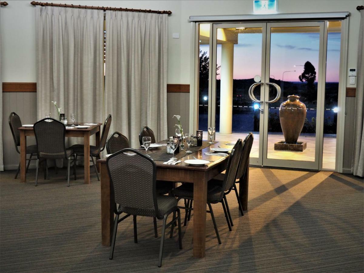 Pittsworth Motor Inn Екстер'єр фото