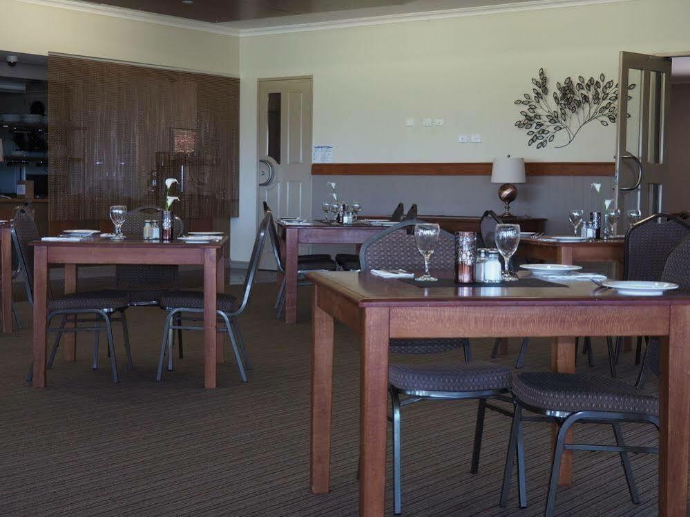 Pittsworth Motor Inn Екстер'єр фото